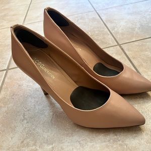 BCBG Nude Pumps